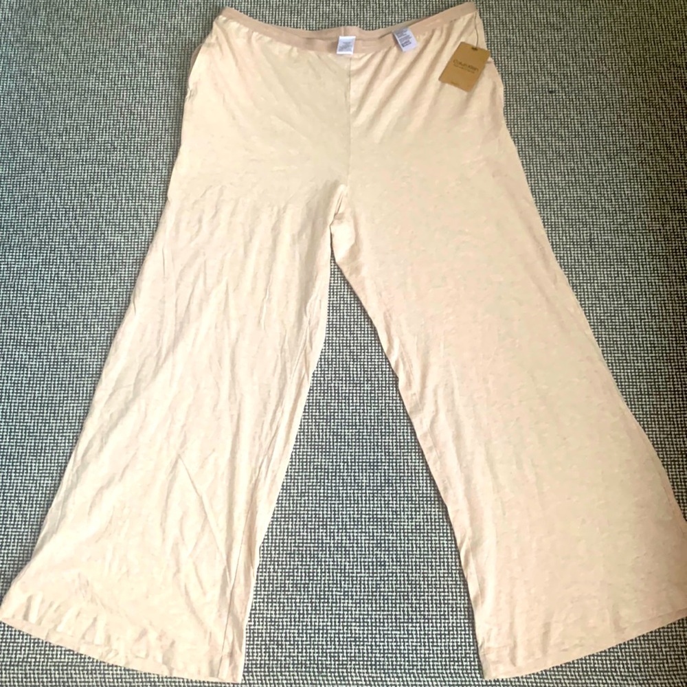 NWT Calvin Klein sleepwear L size